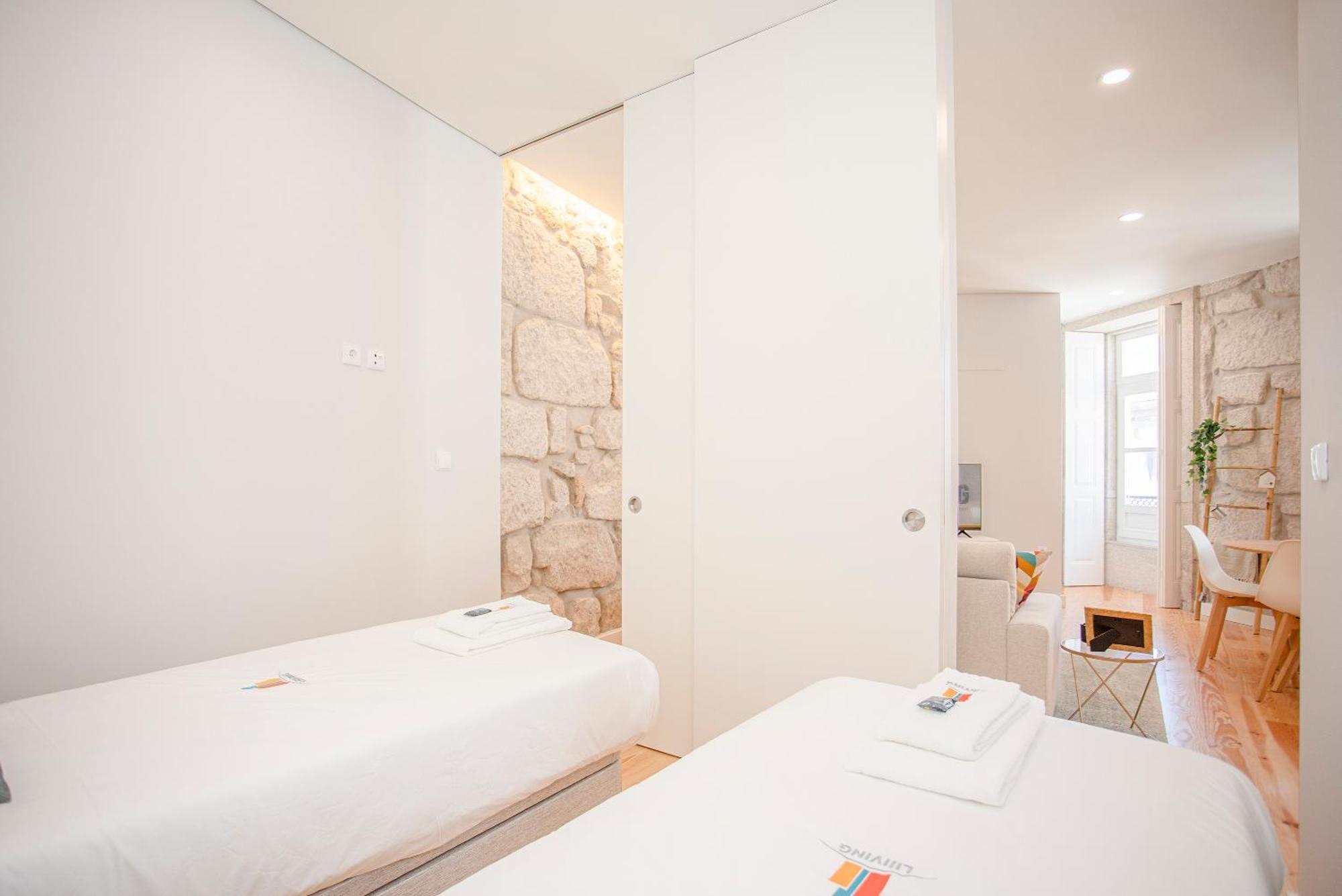 Liiiving In Porto - Aliados Stone Apartment Luaran gambar