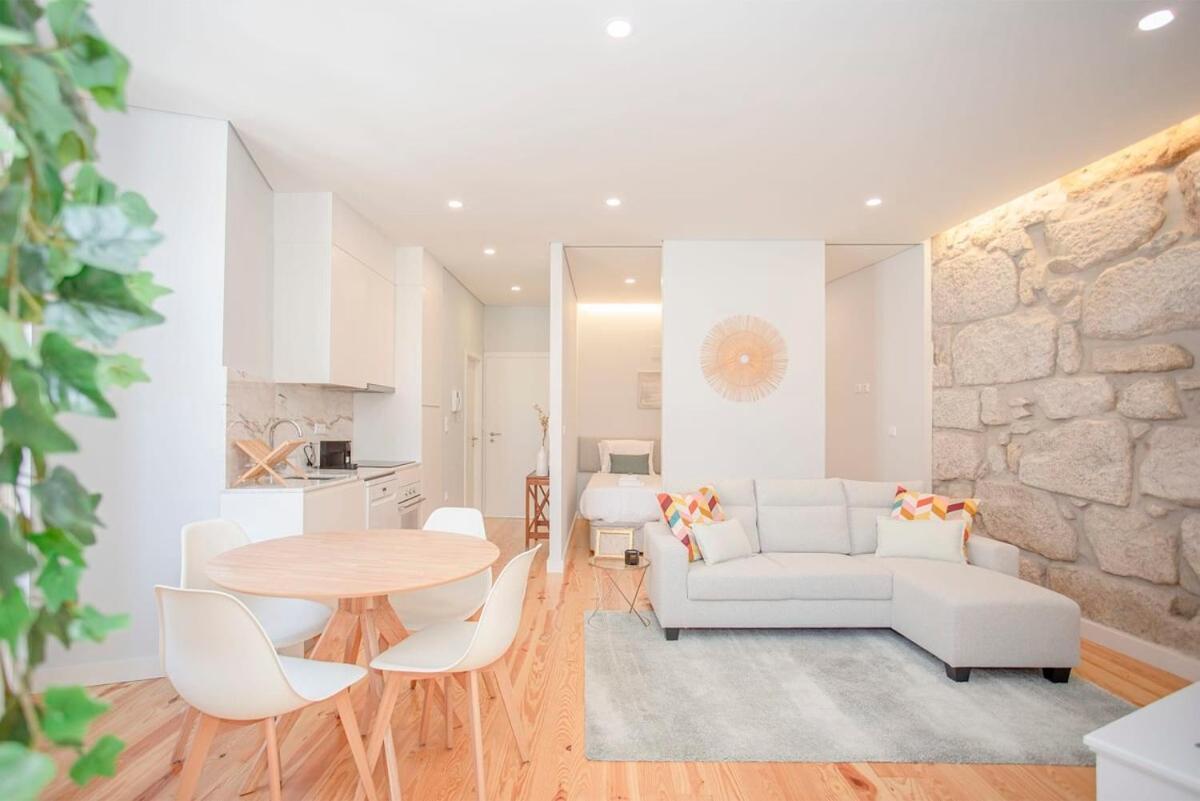 Liiiving In Porto - Aliados Stone Apartment Luaran gambar