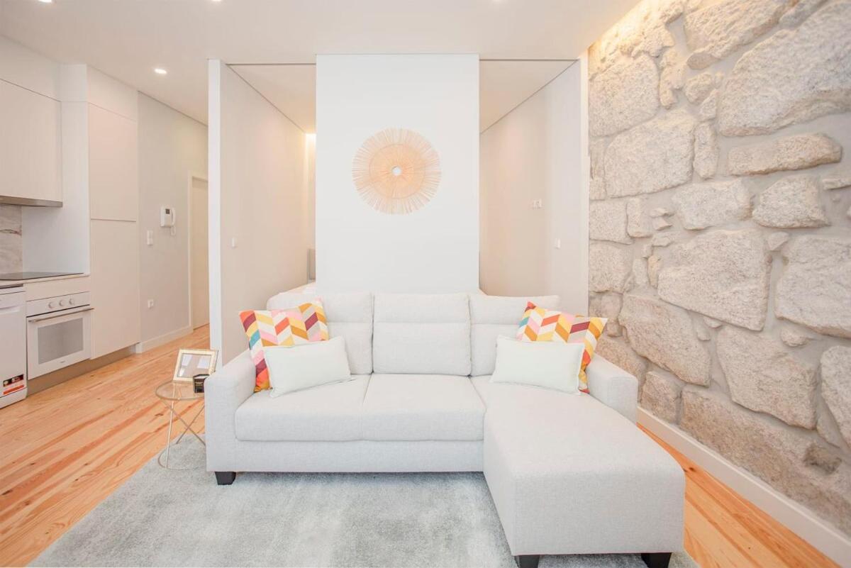 Liiiving In Porto - Aliados Stone Apartment Luaran gambar