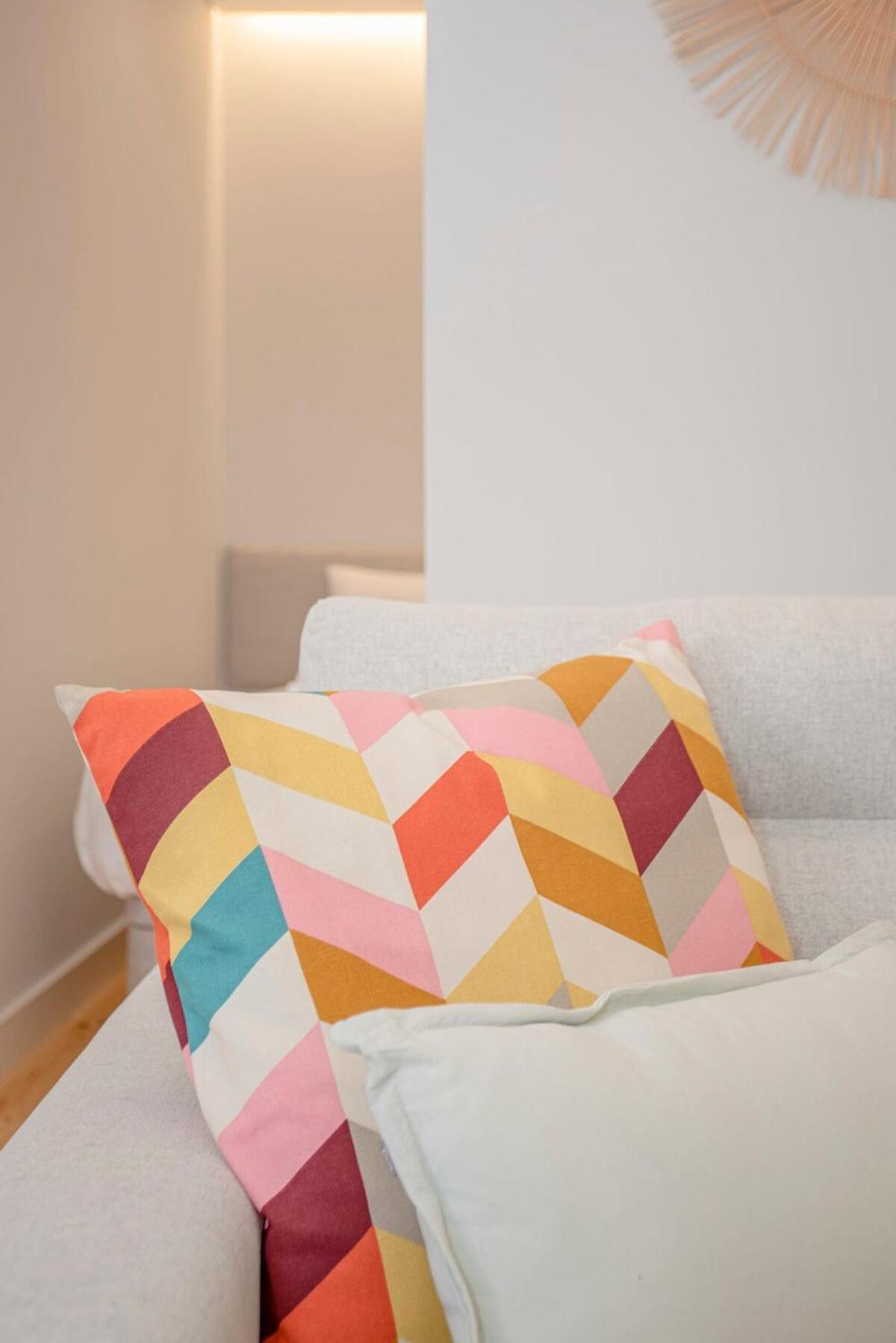 Liiiving In Porto - Aliados Stone Apartment Luaran gambar