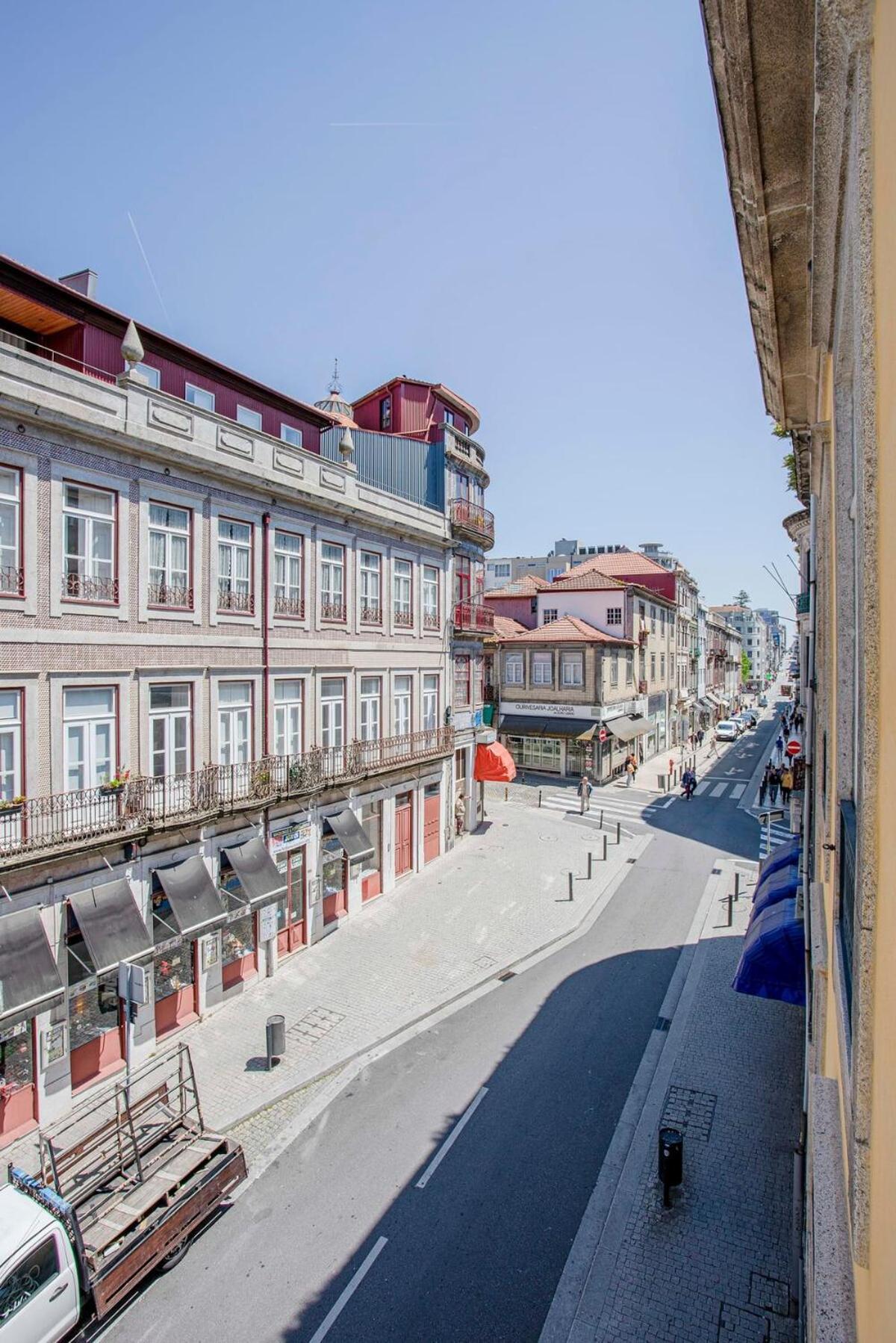 Liiiving In Porto - Aliados Stone Apartment Luaran gambar